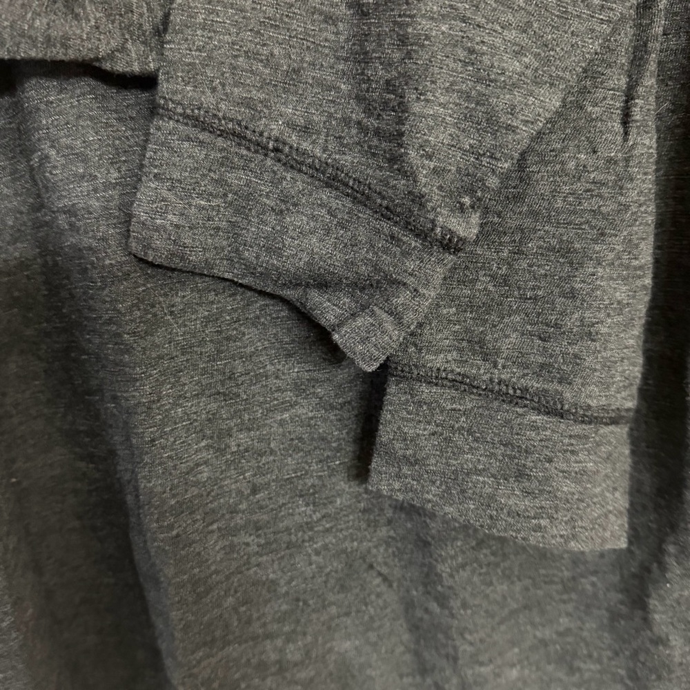 Banana Republic Charcoal Crewneck Top - Picture 4 of 4